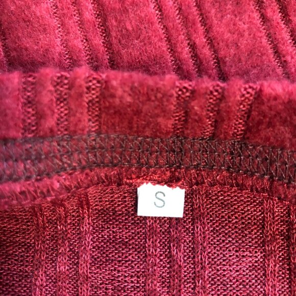 Maroon Red Ribbed Knit Long Sleeve Top Womens Size Small Soft Comfy Sweater NEW - Picture 5 of 8